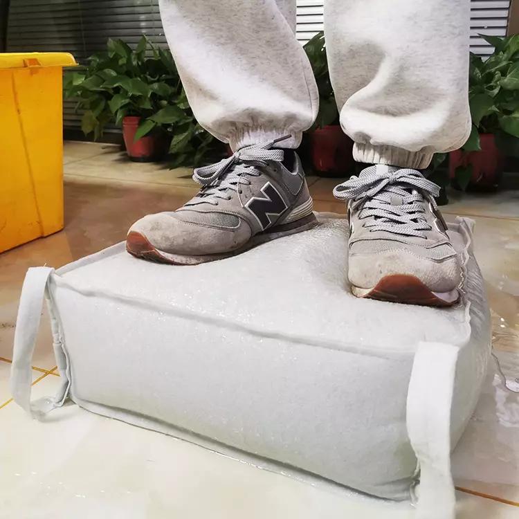 Water Filled Flood Barriers Wa - đánh giá và giá Flood Barrier Bag